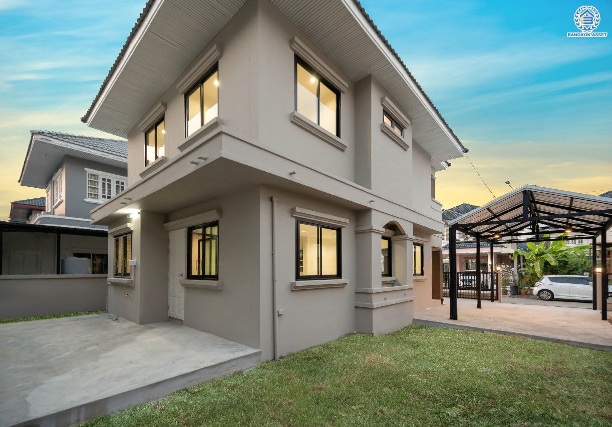 บ้านมือสองตกแต่งใหม่ โครงการ มณีรินทร์ รัตนาธิเบศร์ แบรนด์ Property Perfect เนื้อที่ 54.2 ตร.ว. ฟังก์ชัน 3 ห้องนอน 2 ห้องน้ำ จอดรถได้ 2 คัน บนทำเลศักยภาพ เชื่อมต่อทั้ง ถนนรัตนาธิเบศร์ และถนนราชพฤกษ์ ใจกลาง 2 เซ็นทรัลฯ ใกล้ทางด่วน "งามวงศ์วาน" และรถไฟฟ้า "สถานีบางรักน้อยท่าอิฐ"